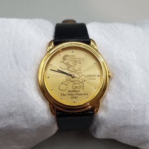 Mickey Mouse Nifty Nineties Quartz Analog Watch by Seiko